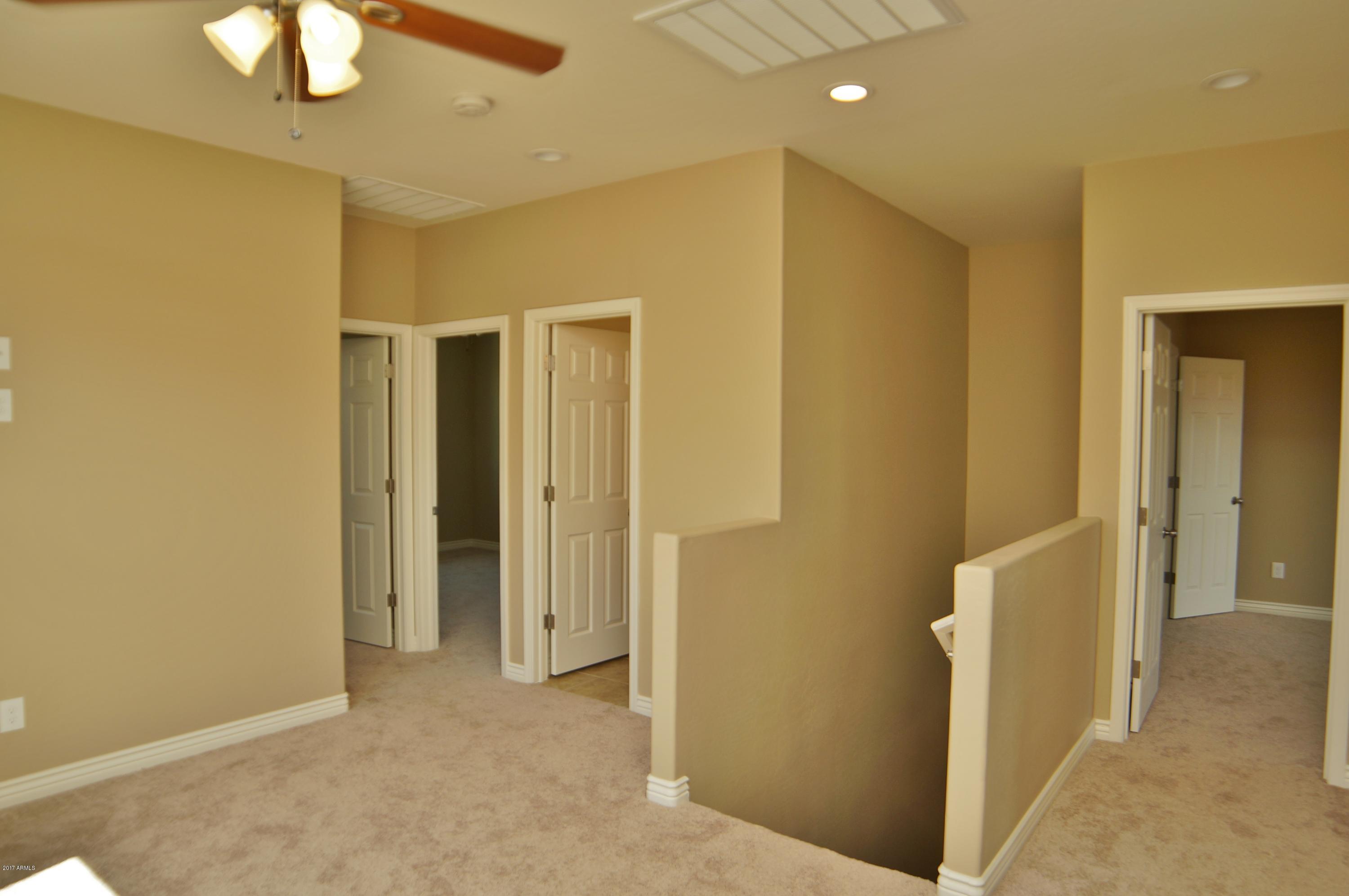 2221 East Pecan Road Phoenix, AZ 85040 - Photo 17 of 38 DSC05671