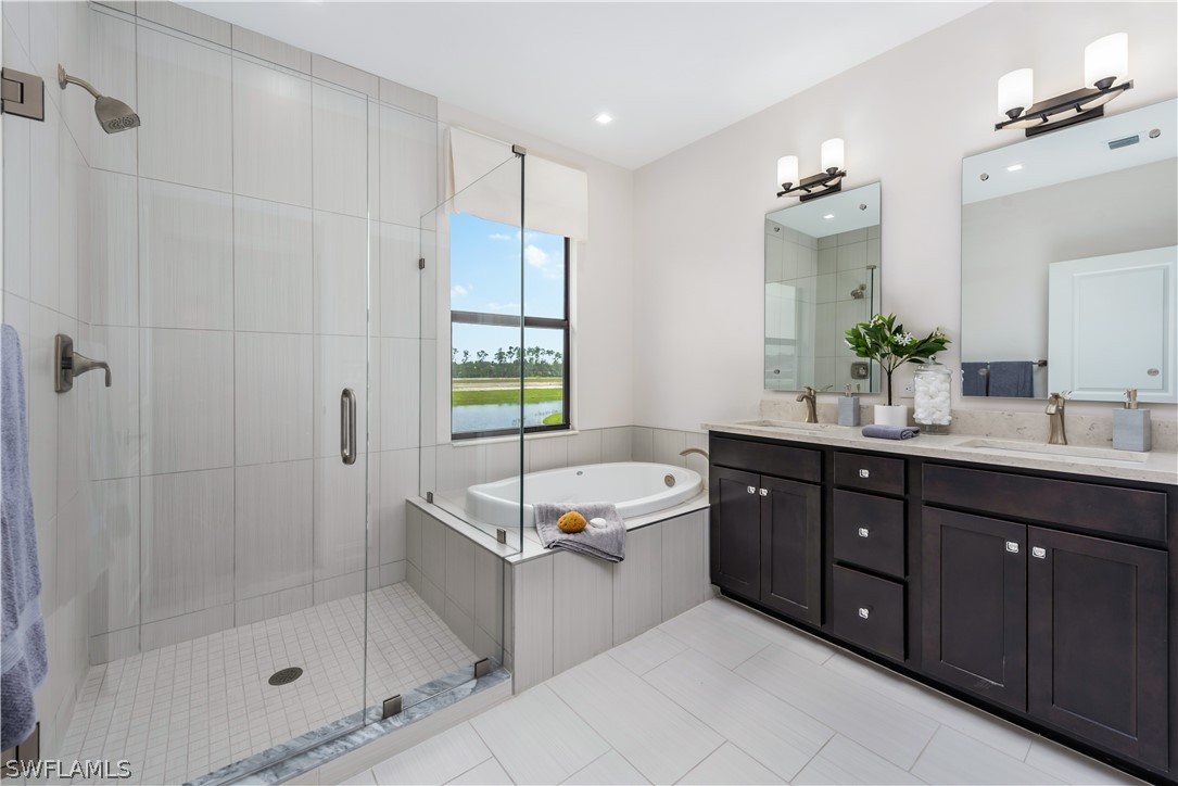 7541 Carnegie Way Naples, FL 34119 - Photo 15 of 28 Gallery Image 15