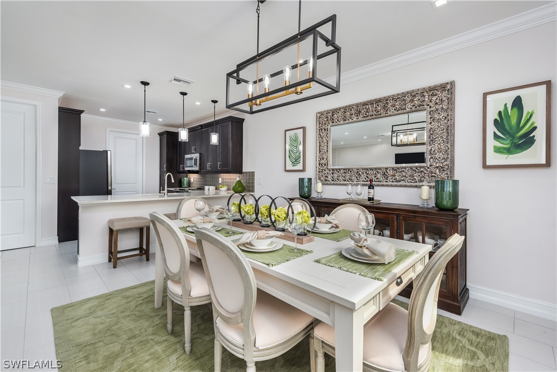 7541 Carnegie Way Naples, FL 34119 - Photo 8 of 28 Gallery Image 8