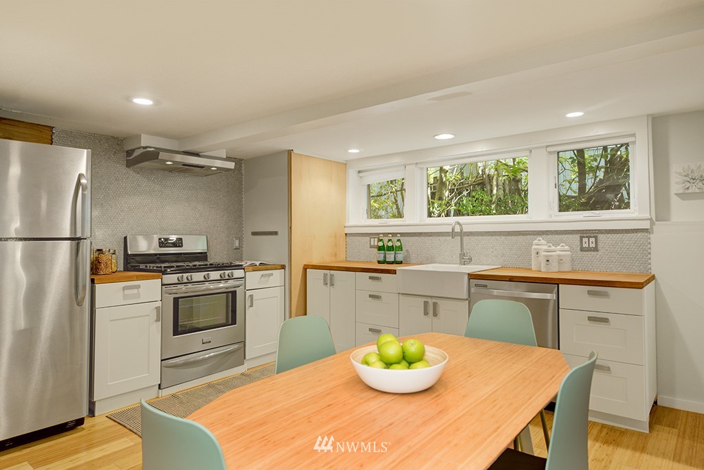 512 North 44th Street Seattle, WA 98103 - Photo 14 of 26 Gallery Image 14