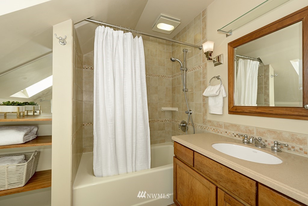 512 North 44th Street Seattle, WA 98103 - Photo 19 of 26 Gallery Image 19