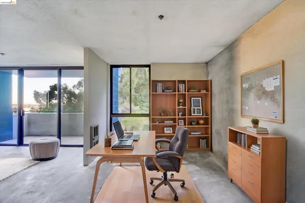 $360,000 | 555 Pierce Street, Unit 520, Albany, CA 94706