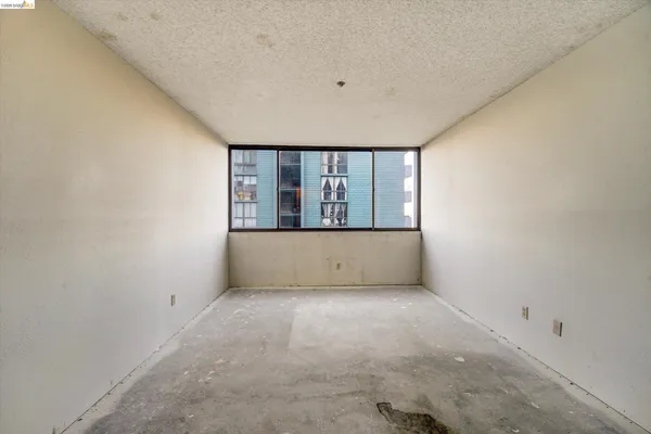 $360,000 | 555 Pierce Street, Unit 520, Albany, CA 94706