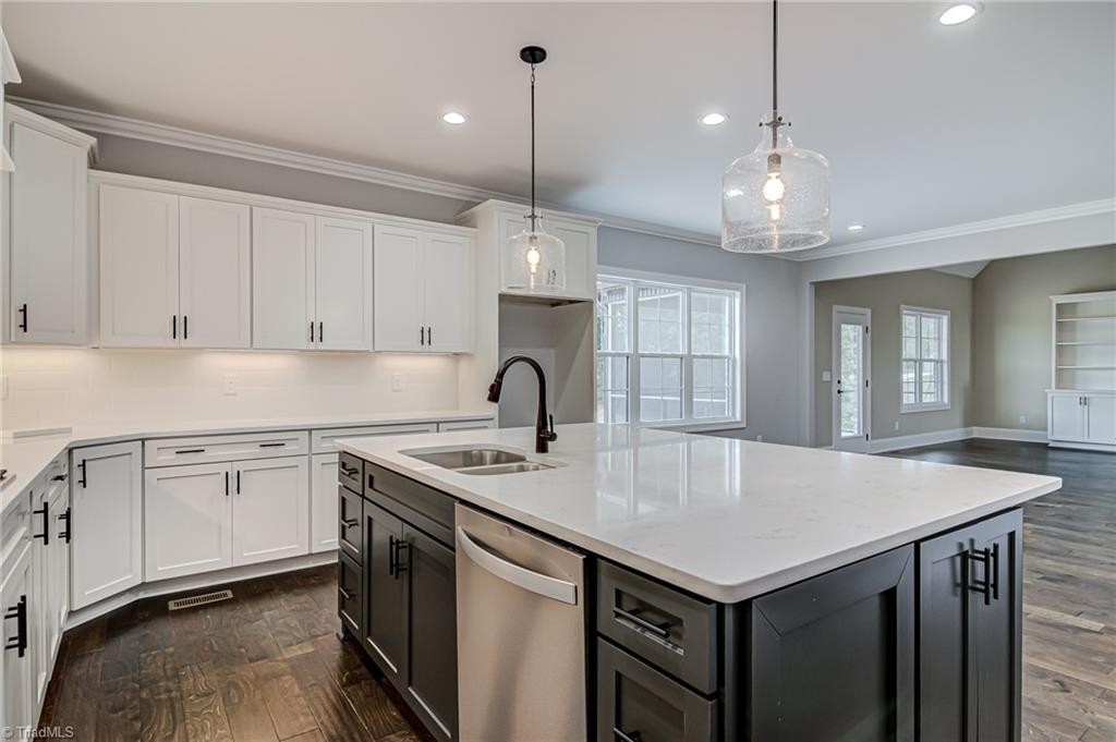 5510 Palermo Trail Oak Ridge, NC 27310 - Photo 13 of 36