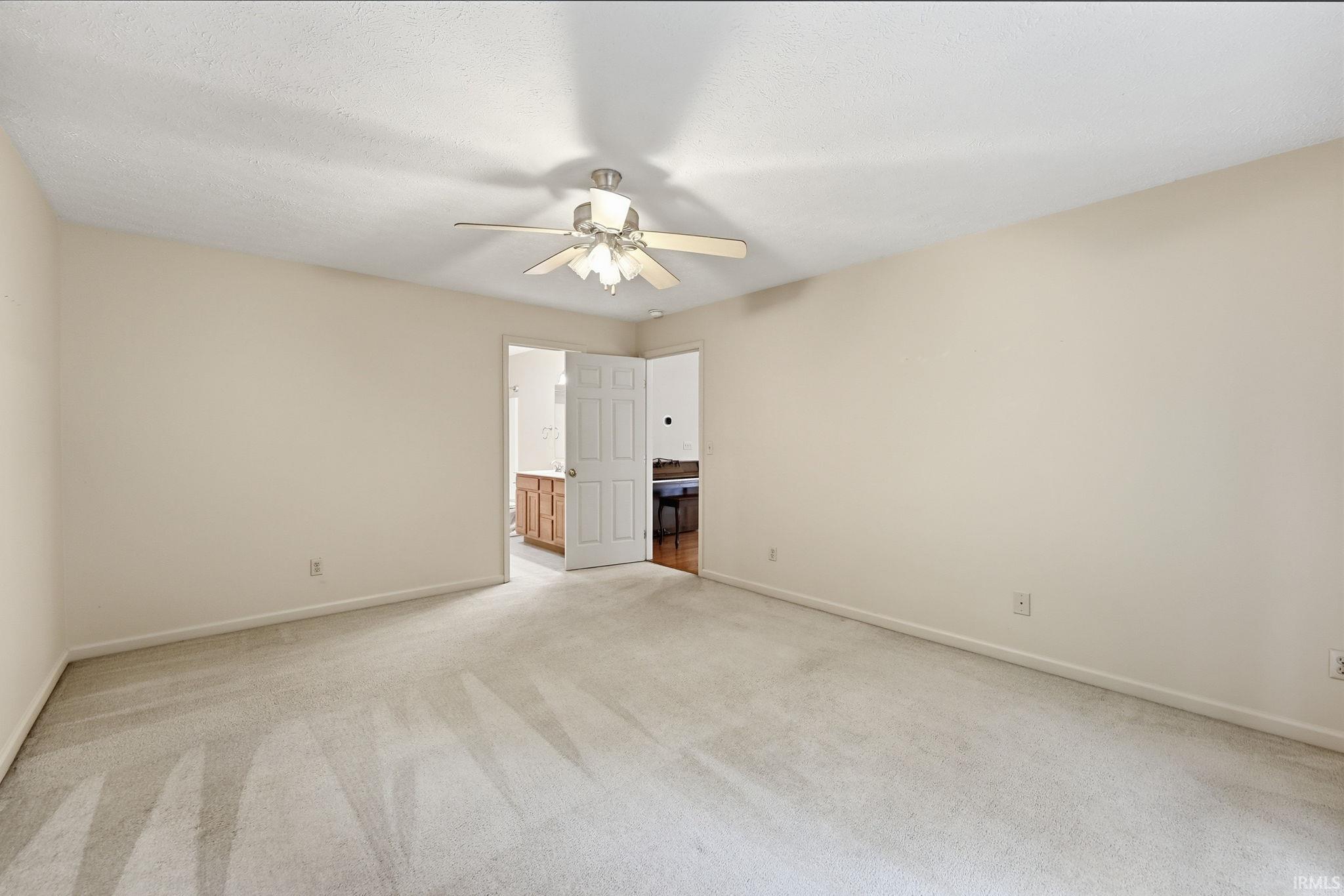 811 Silverwood Road Muncie, IN 47304 - Photo 16 of 29