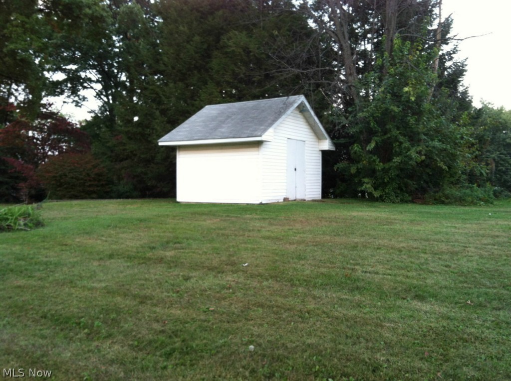 202 Perry Drive Northwest Canton, OH 44708 - Photo 5 of 6 Gallery Image 5