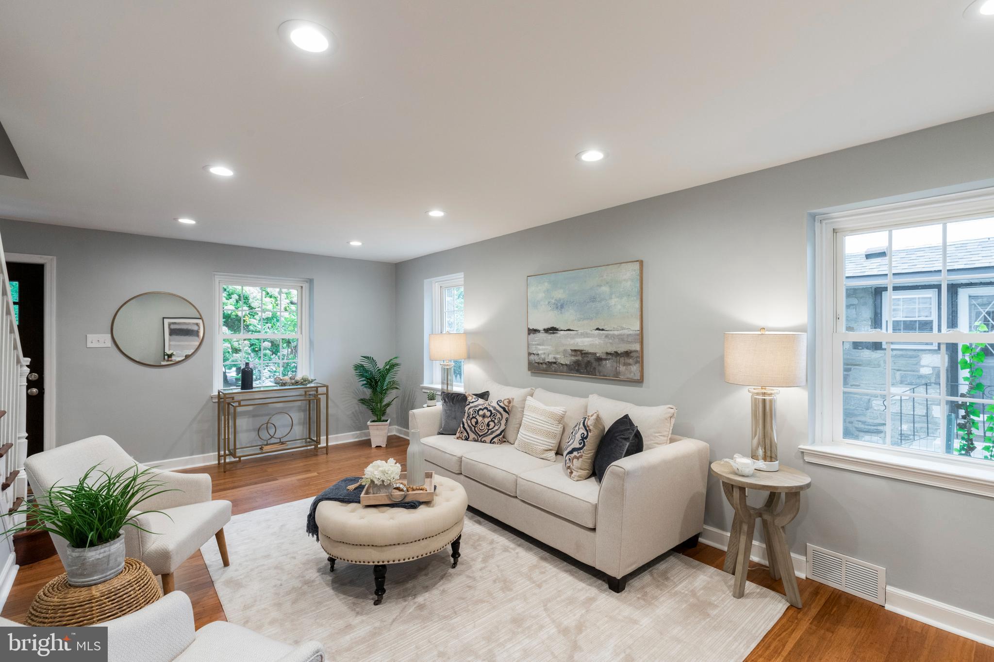 614 Haverford Road Havertown, PA 19083 - Photo 12 of 35 Living Room