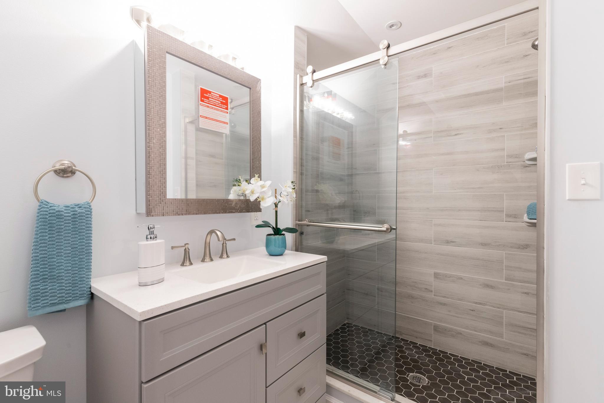 614 Haverford Road Havertown, PA 19083 - Photo 18 of 35 Primary Suite - Bathroom