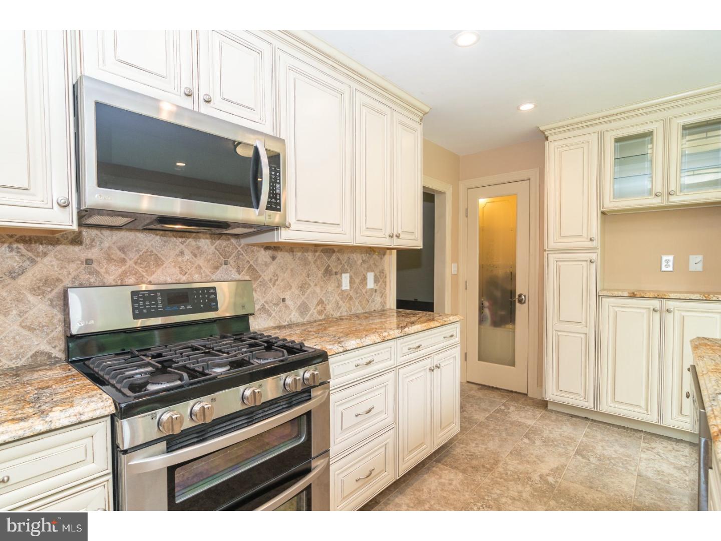 1447 Gunpowder Road Rydal, PA 19046 - Photo 6 of 25