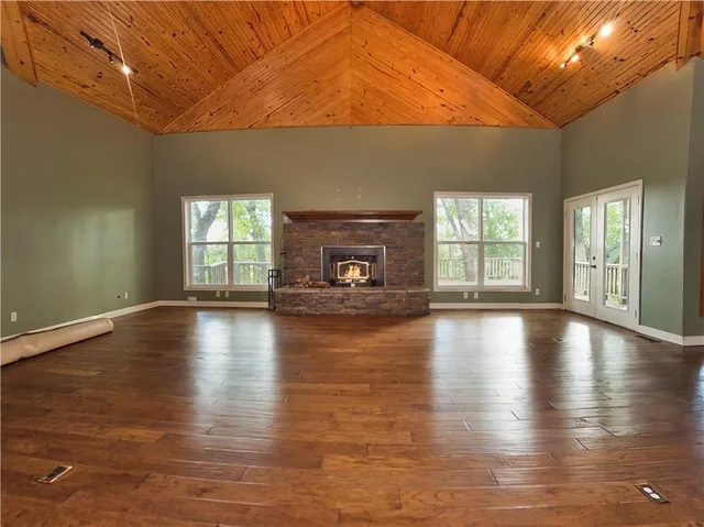 $315,000 | 24336 South Hilltop Drive, Afton, OK 74331