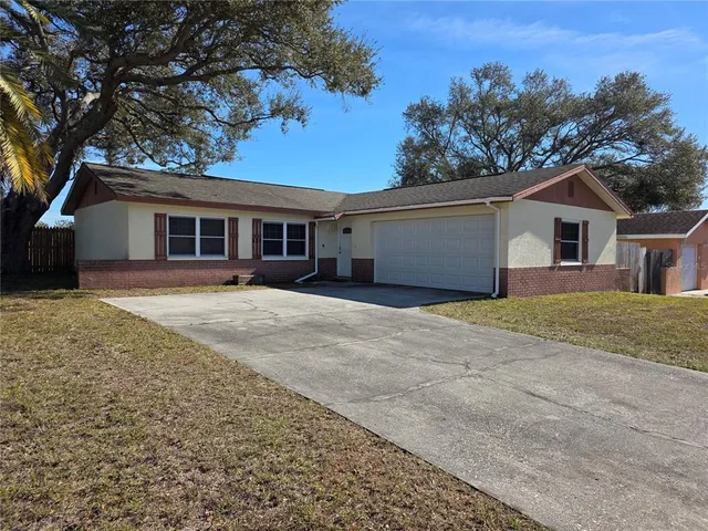 $2,600 | 520 Century Drive, Largo, FL 33771