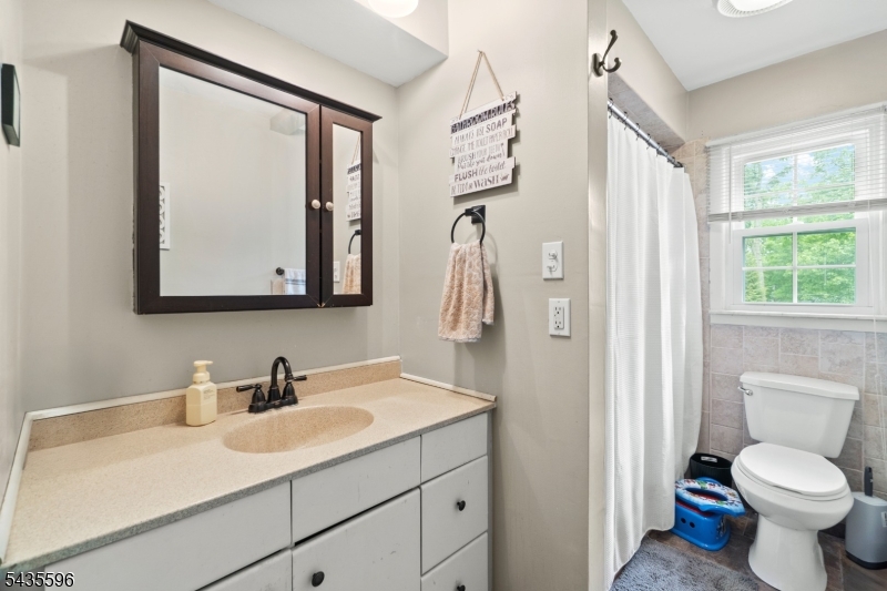 9 Partridge Lane Sparta, NJ 07871 - Photo 17 of 40