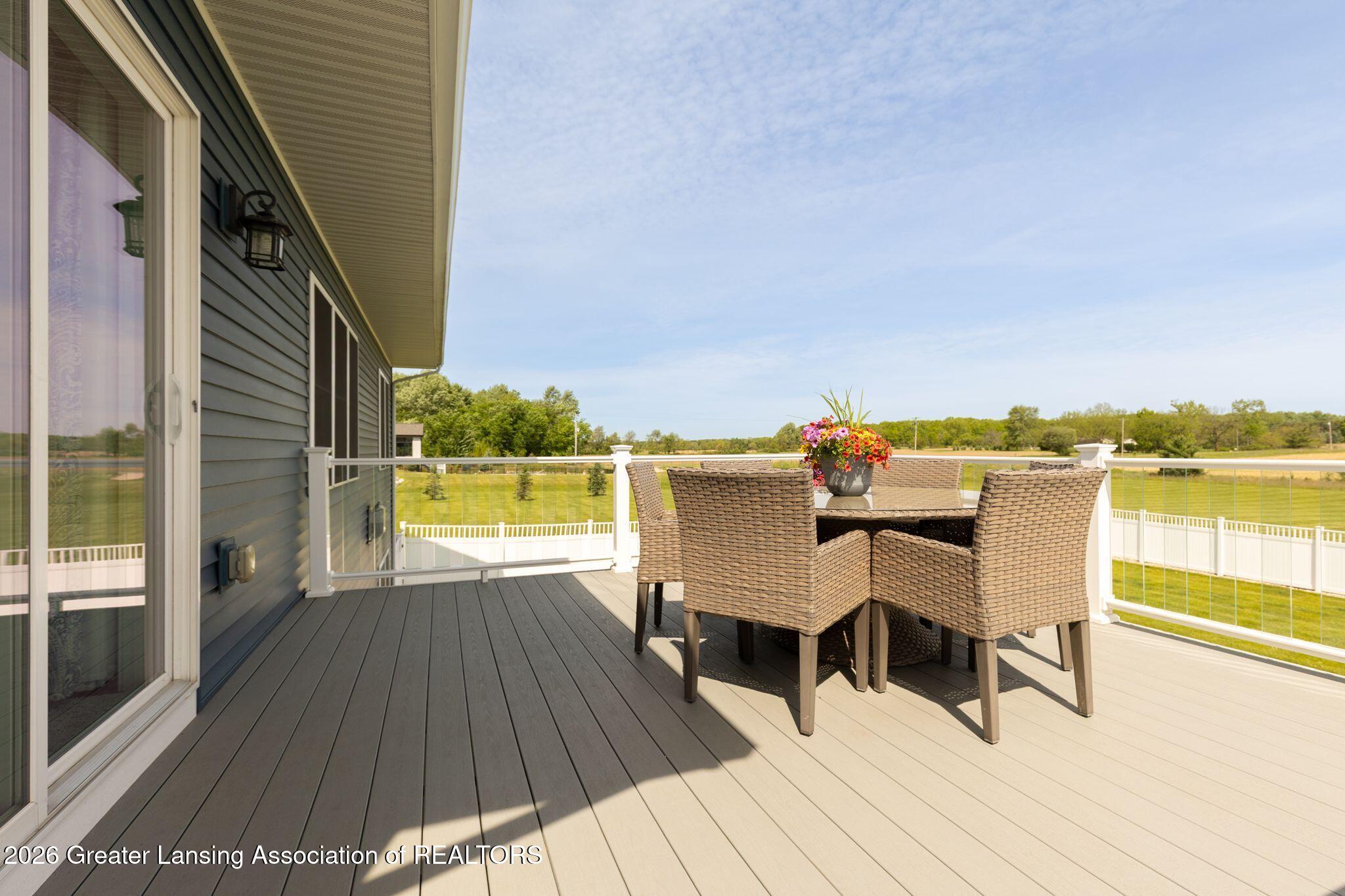 3950 West Howe Road Dewitt, MI 48820 - Photo 14 of 39