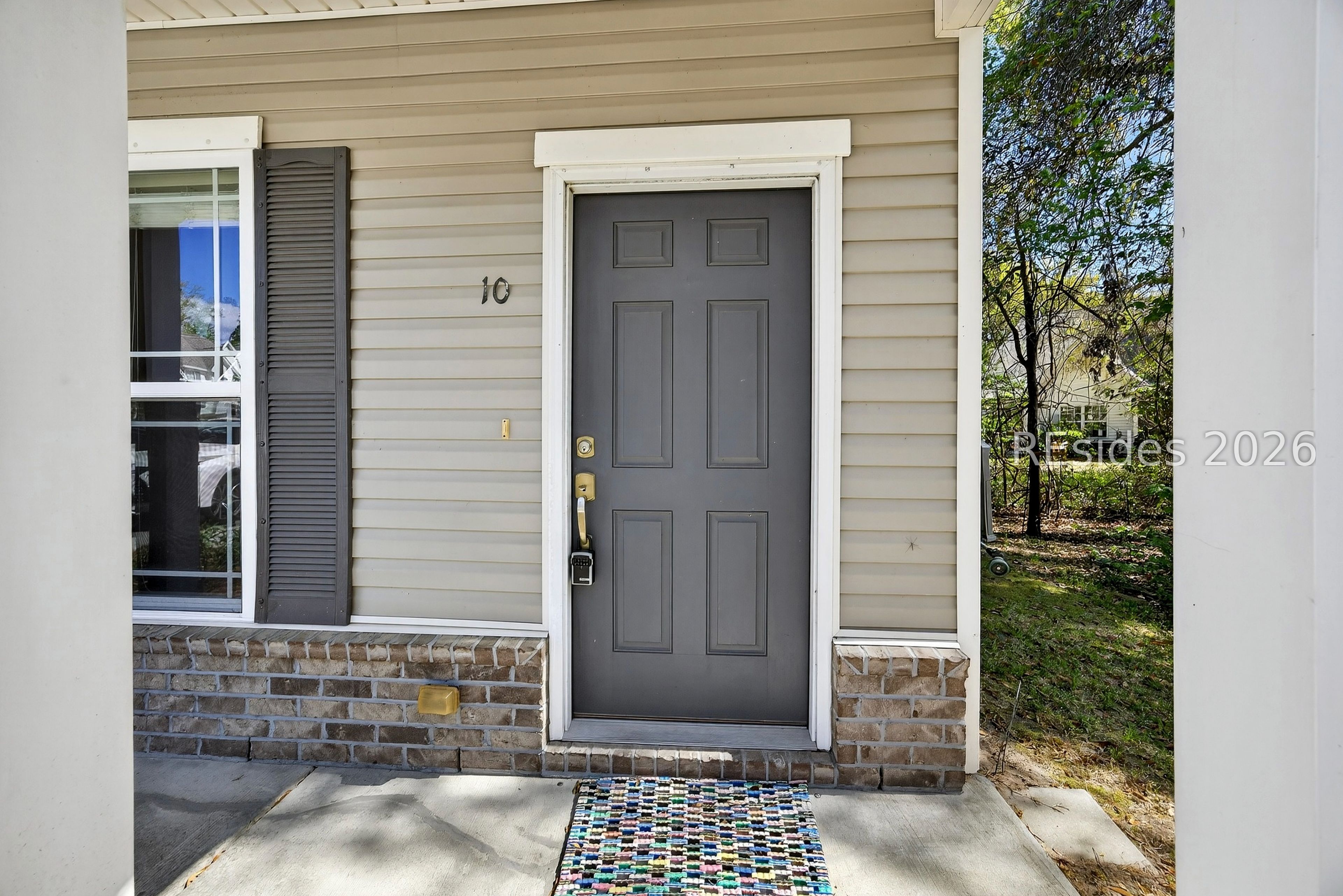 10 Moon Beam Court Bluffton, SC 29910 - Photo 12 of 49 frt door 1