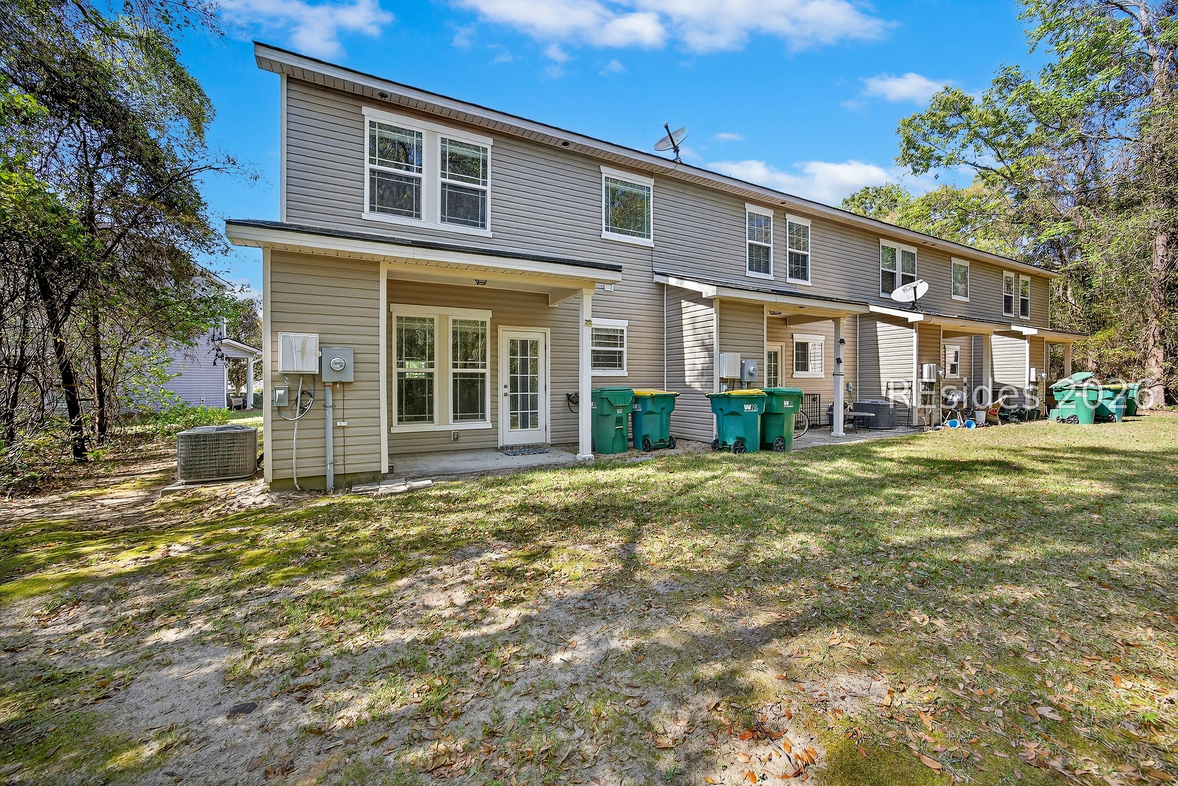 10 Moon Beam Court Bluffton, SC 29910 - Photo 16 of 49 rear