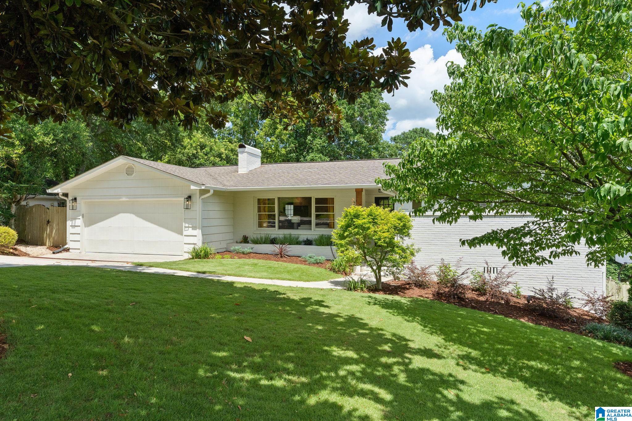 713 Rockbridge Road Birmingham, AL 35216 - Photo 2 of 35