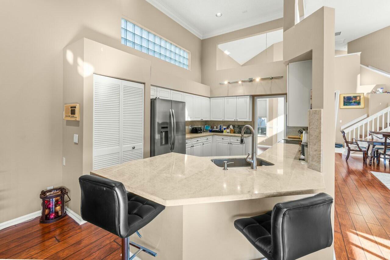 2476 Northwest 67th Street Boca Raton, FL 33496 - Photo 12 of 71 tempImageRvpZZA