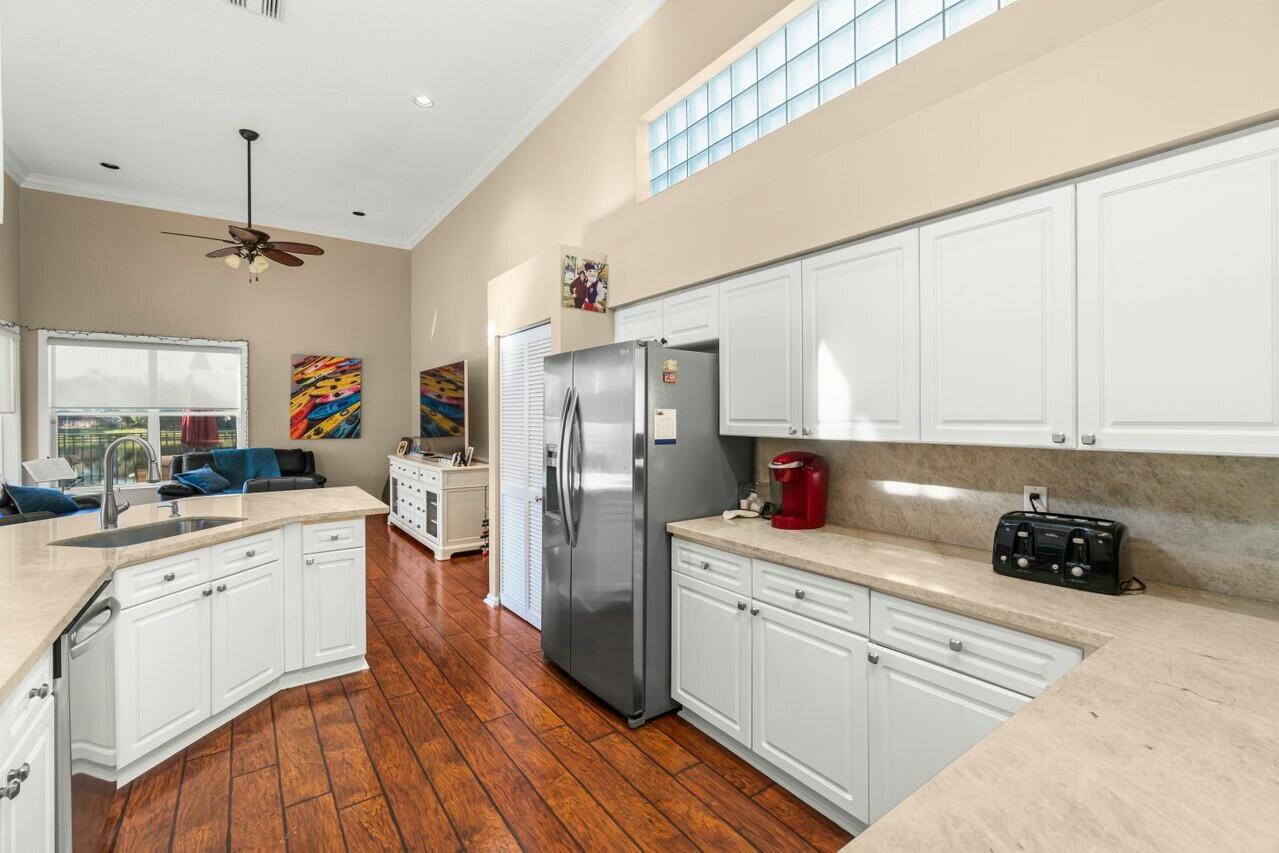 2476 Northwest 67th Street Boca Raton, FL 33496 - Photo 14 of 71 tempImageRsnuEQ