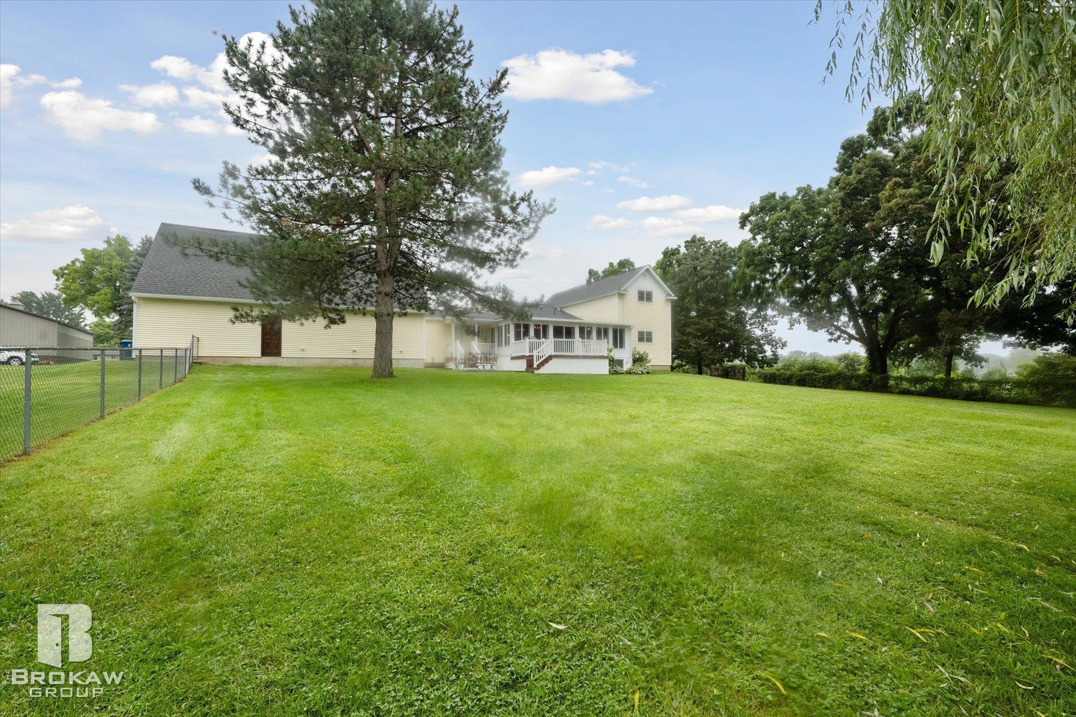1243 Butcher Road Fenton, MI 48430 - Photo 53 of 69 50150453-8fad2f17-f16a-4c7a-a8a0-97327c992878.JPG
