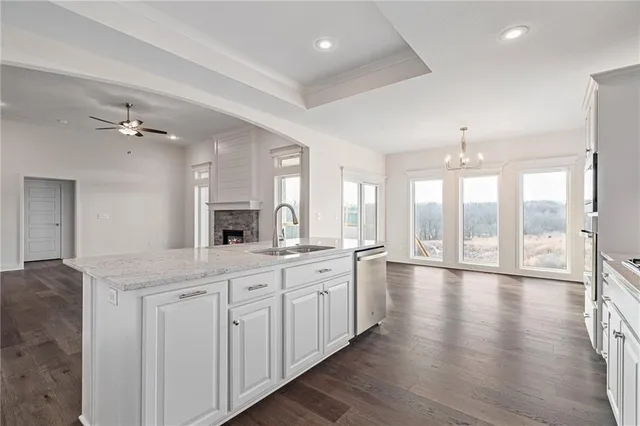 $606,740 | 7009 Northeast 102nd Court, Kansas City, MO 64156