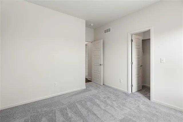 $606,740 | 7009 Northeast 102nd Court, Kansas City, MO 64156