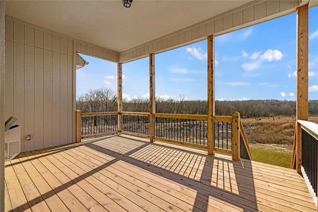 $606,740 | 7009 Northeast 102nd Court, Kansas City, MO 64156