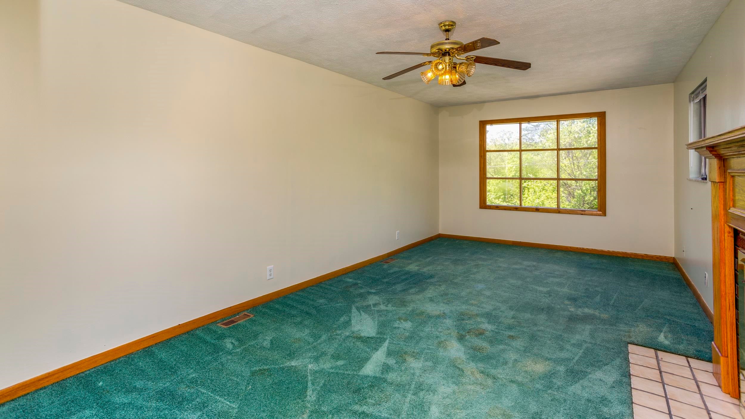 982 Ardel Road Wayne, WV 25570 - Photo 7 of 32 Gallery Image 7