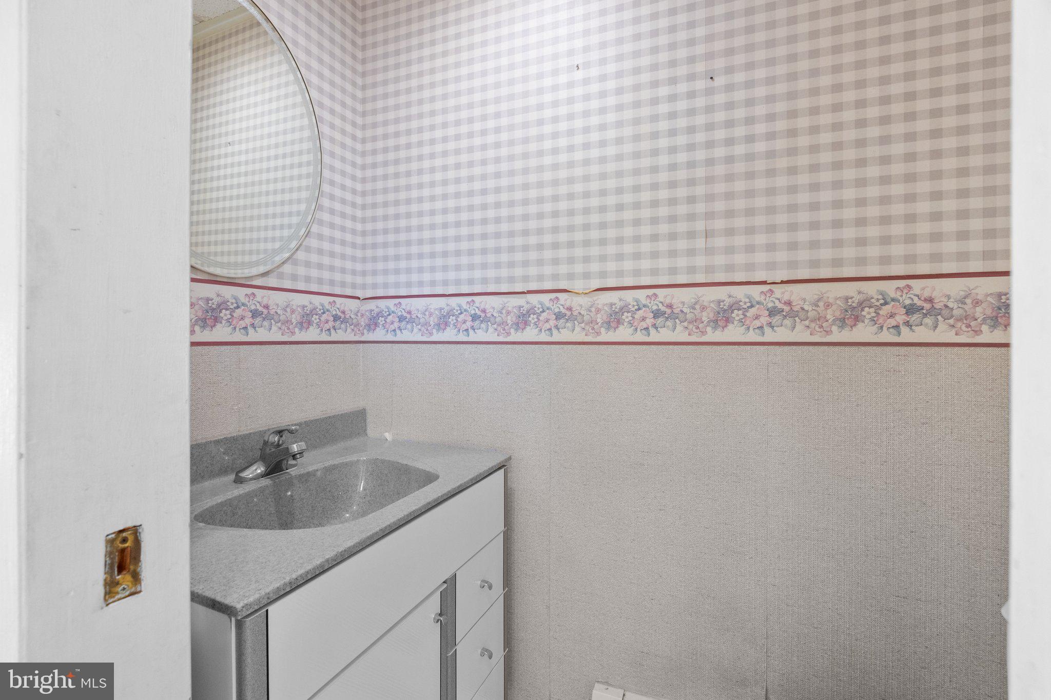 135 Woodlawn Road Warminster, PA 18974 - Photo 12 of 29 Powder Room