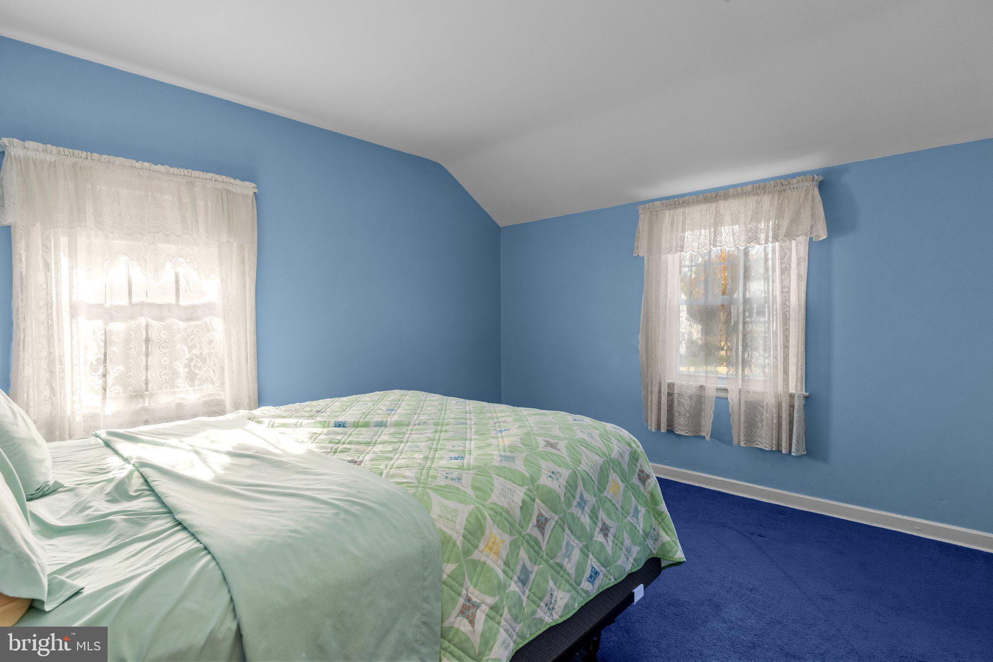 135 Woodlawn Road Warminster, PA 18974 - Photo 17 of 29 Bedroom 1