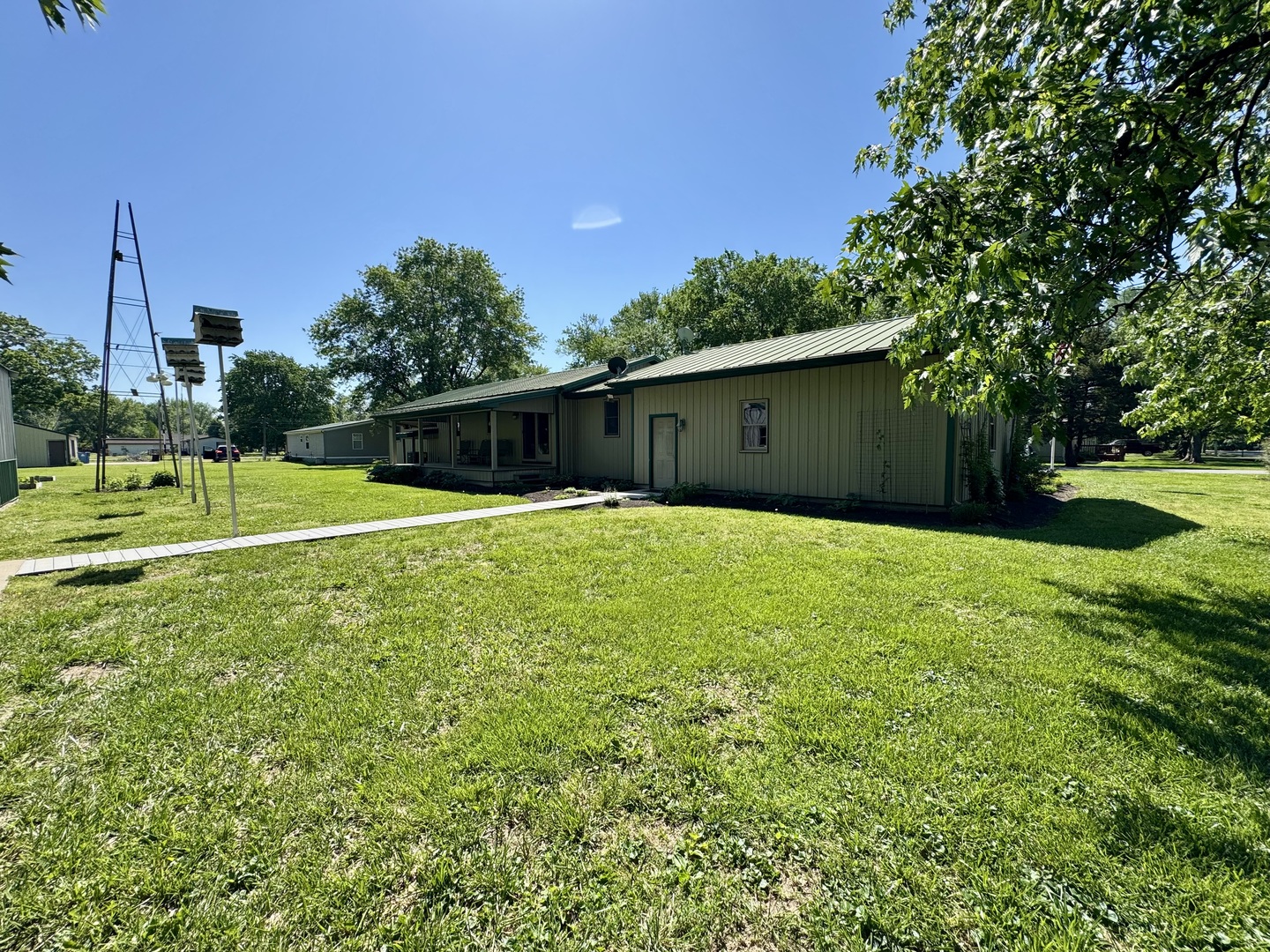 504 East Murray Street Sesser, IL 62884 - Photo 11 of 41
