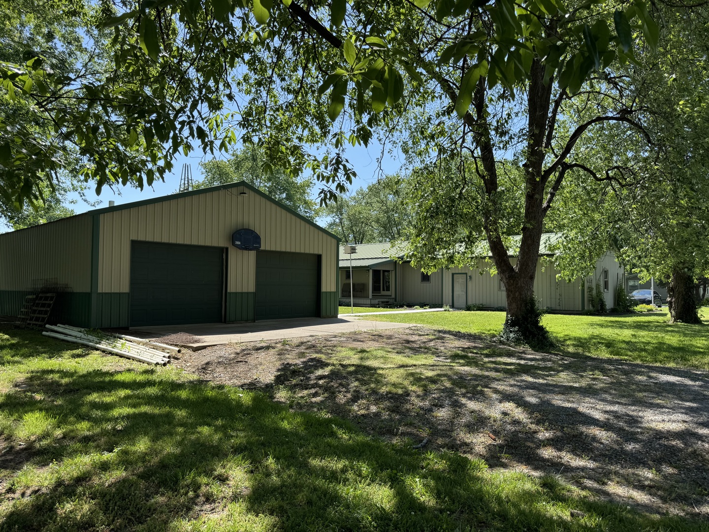 504 East Murray Street Sesser, IL 62884 - Photo 15 of 41