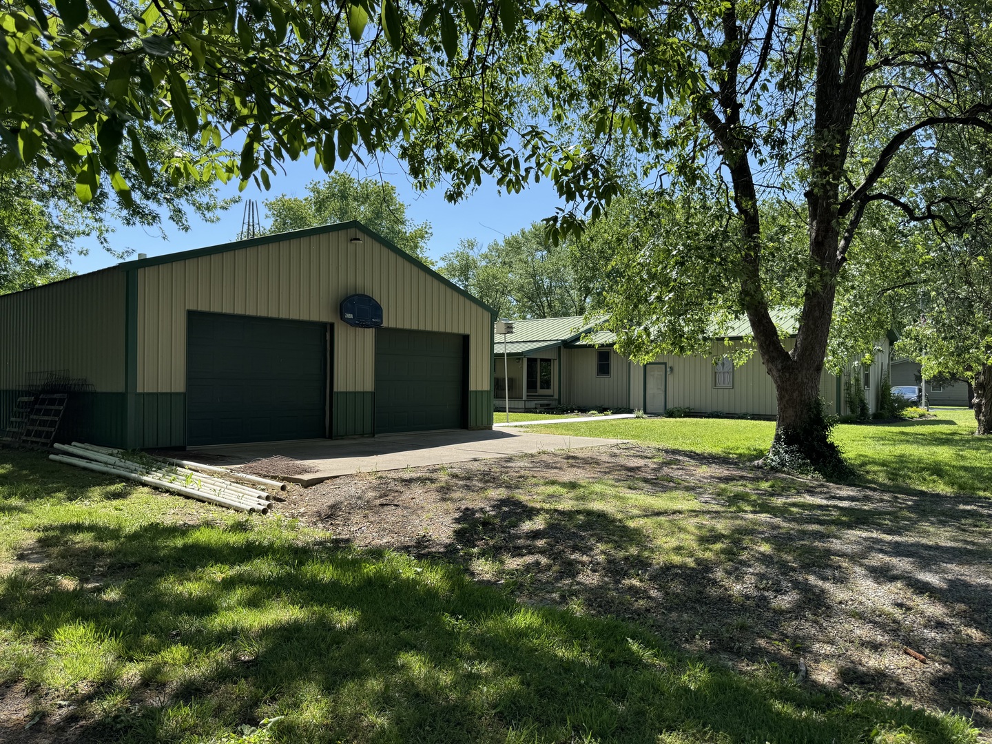 504 East Murray Street Sesser, IL 62884 - Photo 16 of 41