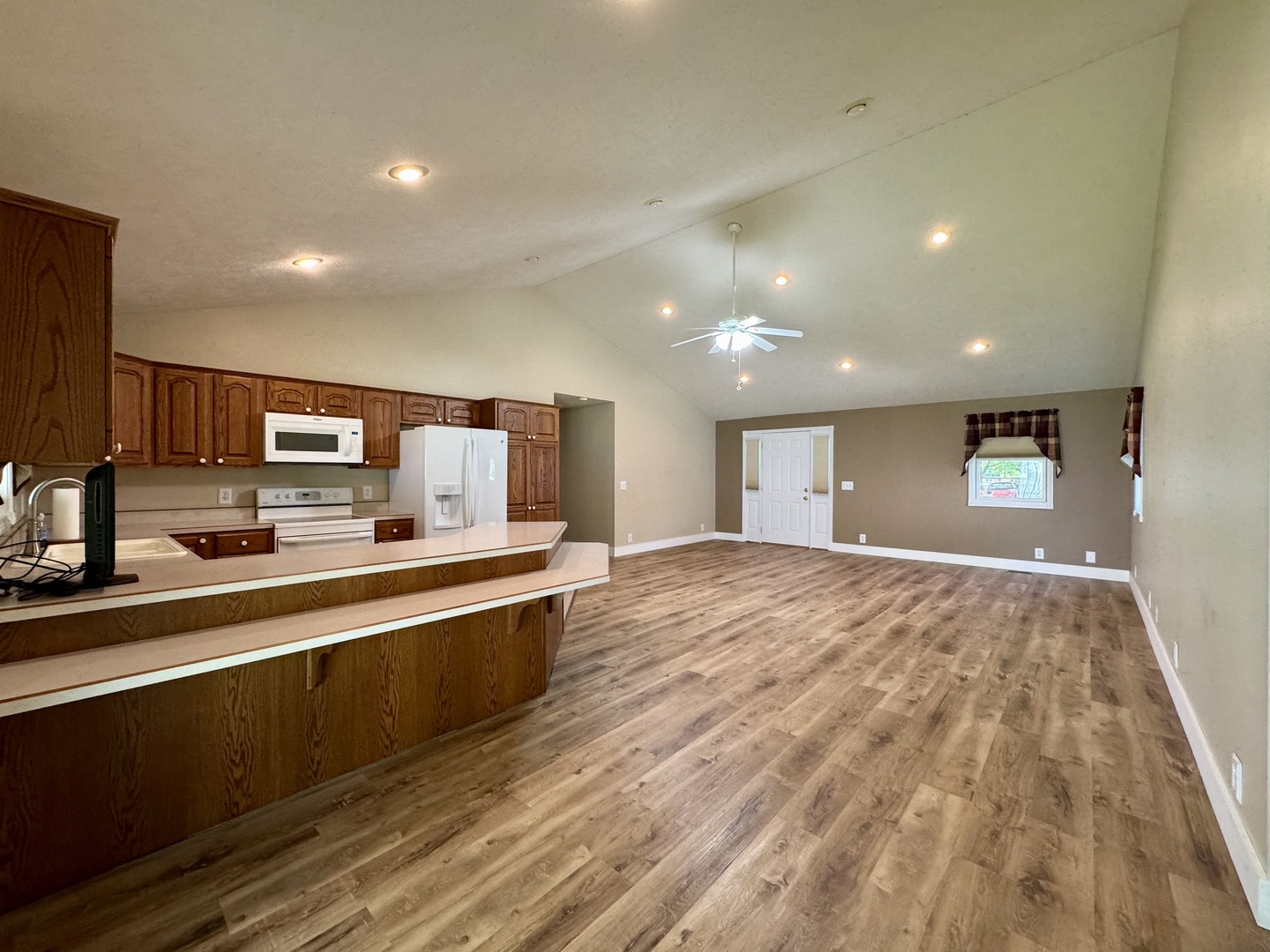 504 East Murray Street Sesser, IL 62884 - Photo 18 of 41