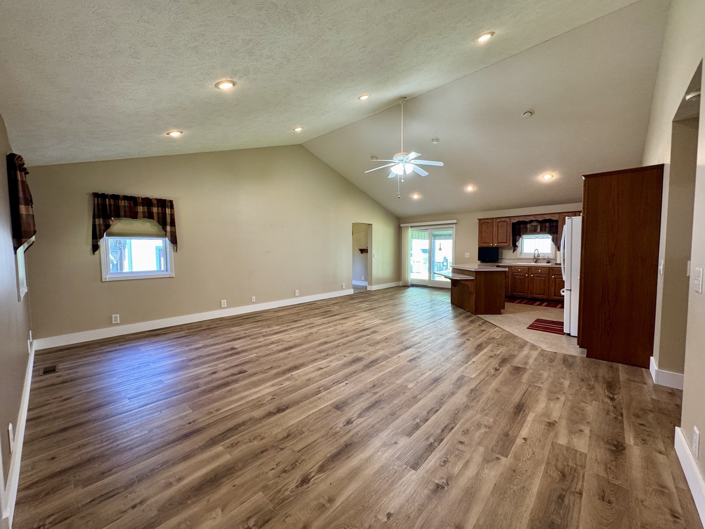 504 East Murray Street Sesser, IL 62884 - Photo 19 of 41
