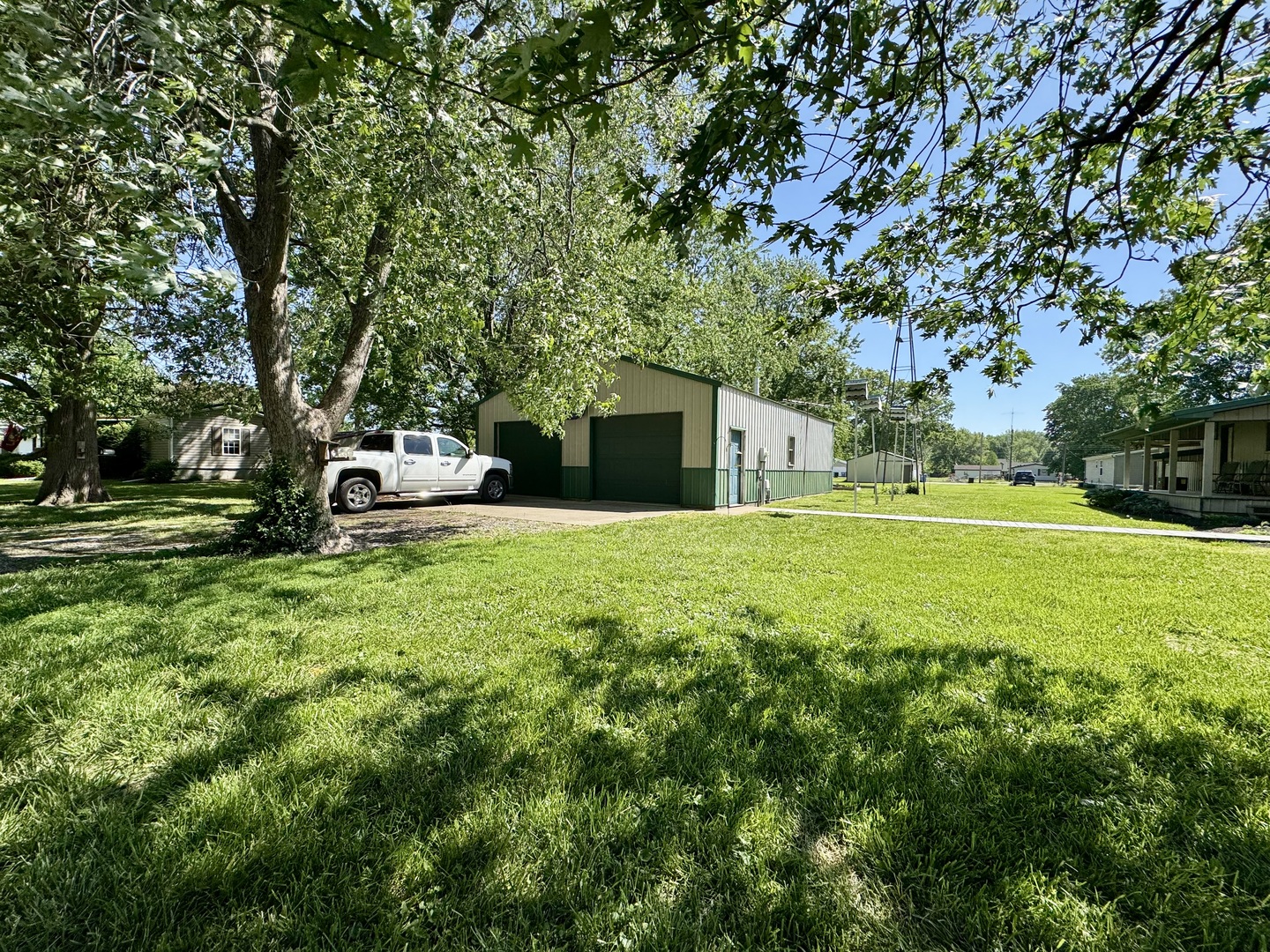 504 East Murray Street Sesser, IL 62884 - Photo 4 of 41