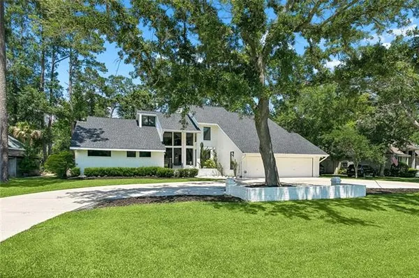 $874,000 | 237 Evangeline Drive, Mandeville, LA 70471