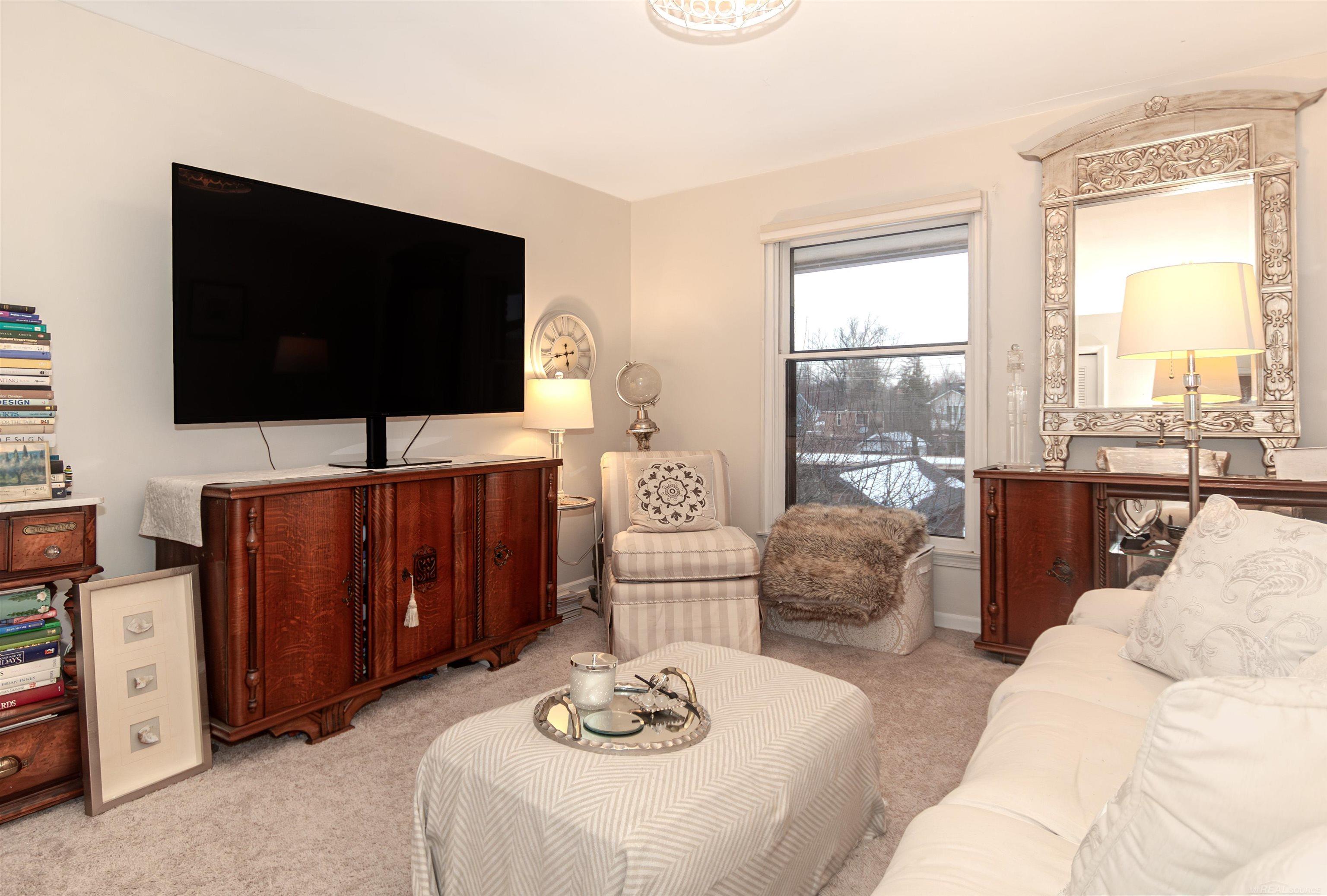 1750 Vernier Road, Unit 10 Grosse Pointe Woods, MI 48236 - Photo 25 of 34