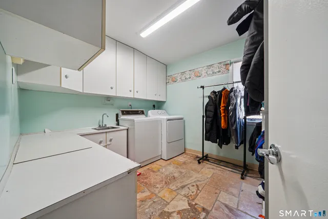 $950,000 | 20 Norman Road, Stamford, CT 06906