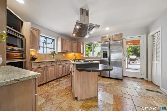 $950,000 | 20 Norman Road, Stamford, CT 06906