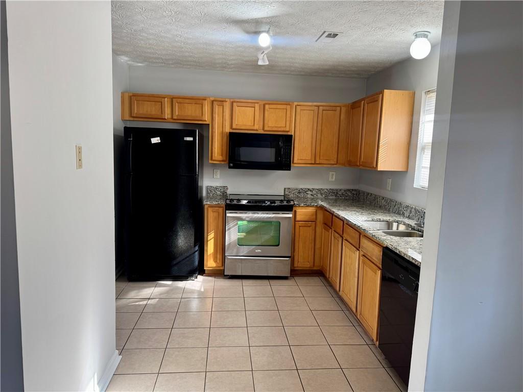 5663 Windfall Lane Lithonia, GA 30058 - Photo 4 of 26