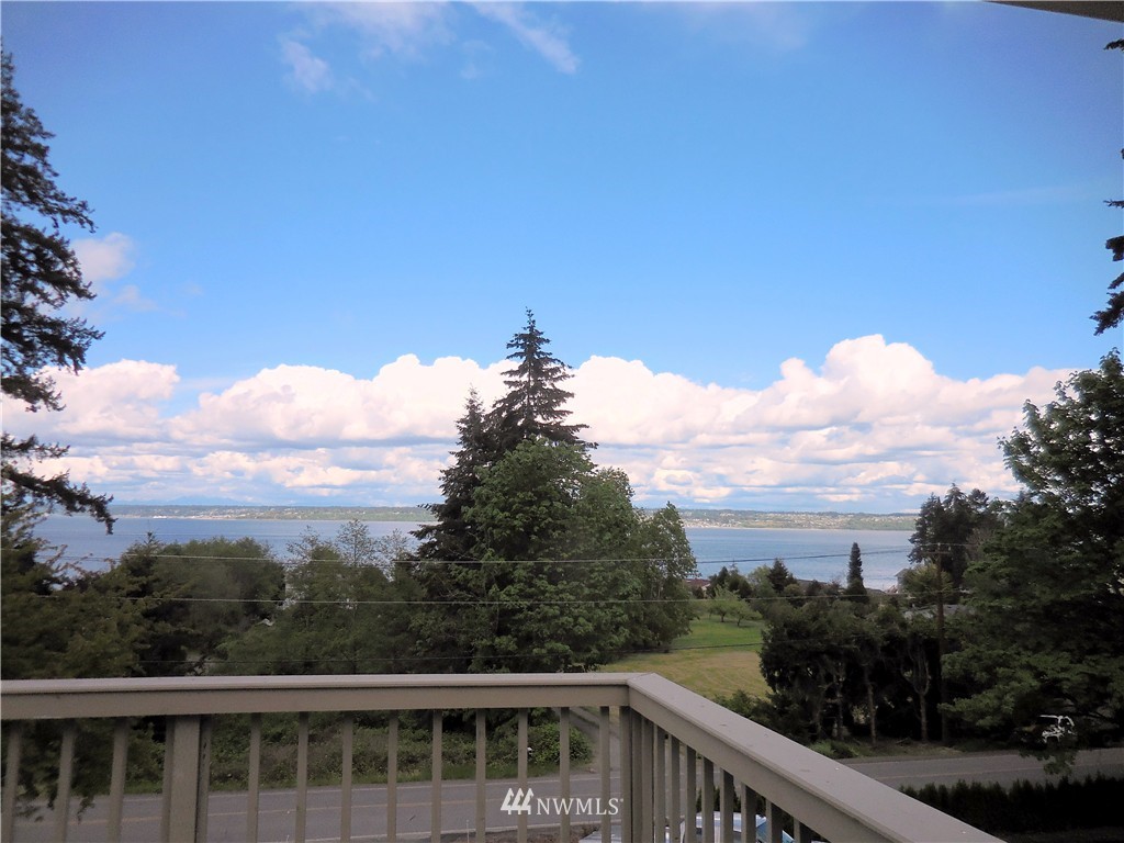 22759 Jefferson Point Road Northeast Kingston, WA 98346 - Photo 1 of 25 Gallery Image 1