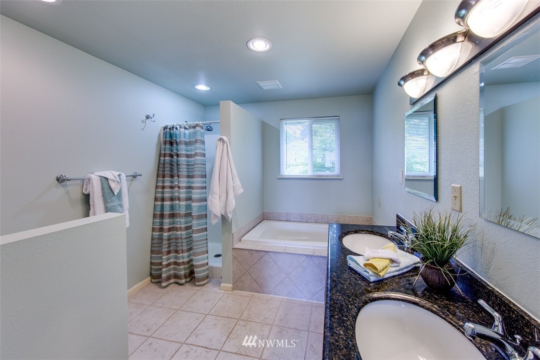 22759 Jefferson Point Road Northeast Kingston, WA 98346 - Photo 19 of 25 Gallery Image 19