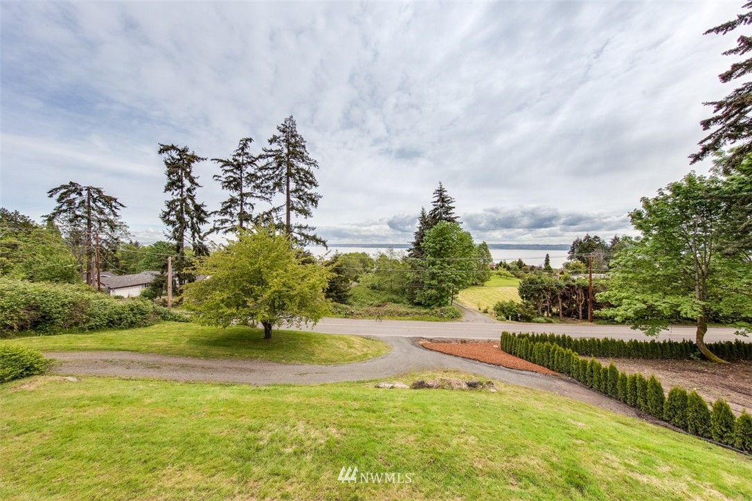 22759 Jefferson Point Road Northeast Kingston, WA 98346 - Photo 3 of 25 Gallery Image 3