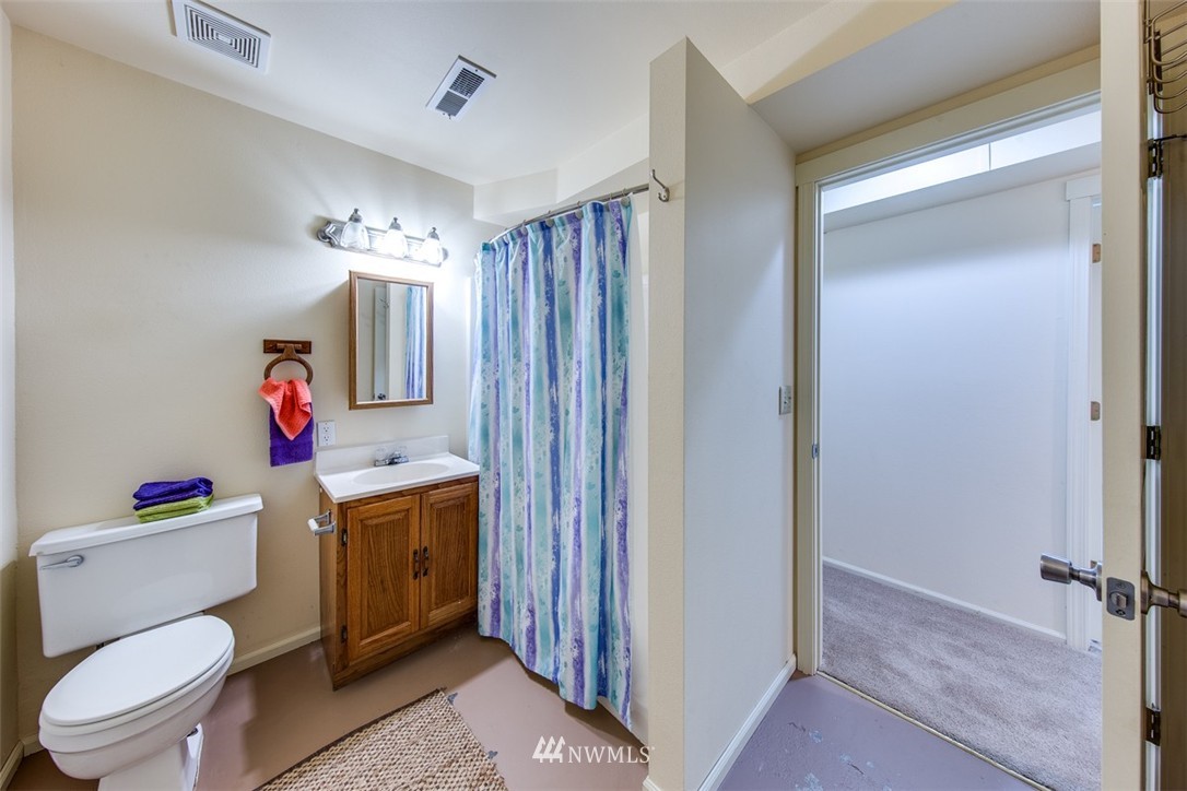 22759 Jefferson Point Road Northeast Kingston, WA 98346 - Photo 24 of 25 Gallery Image 24