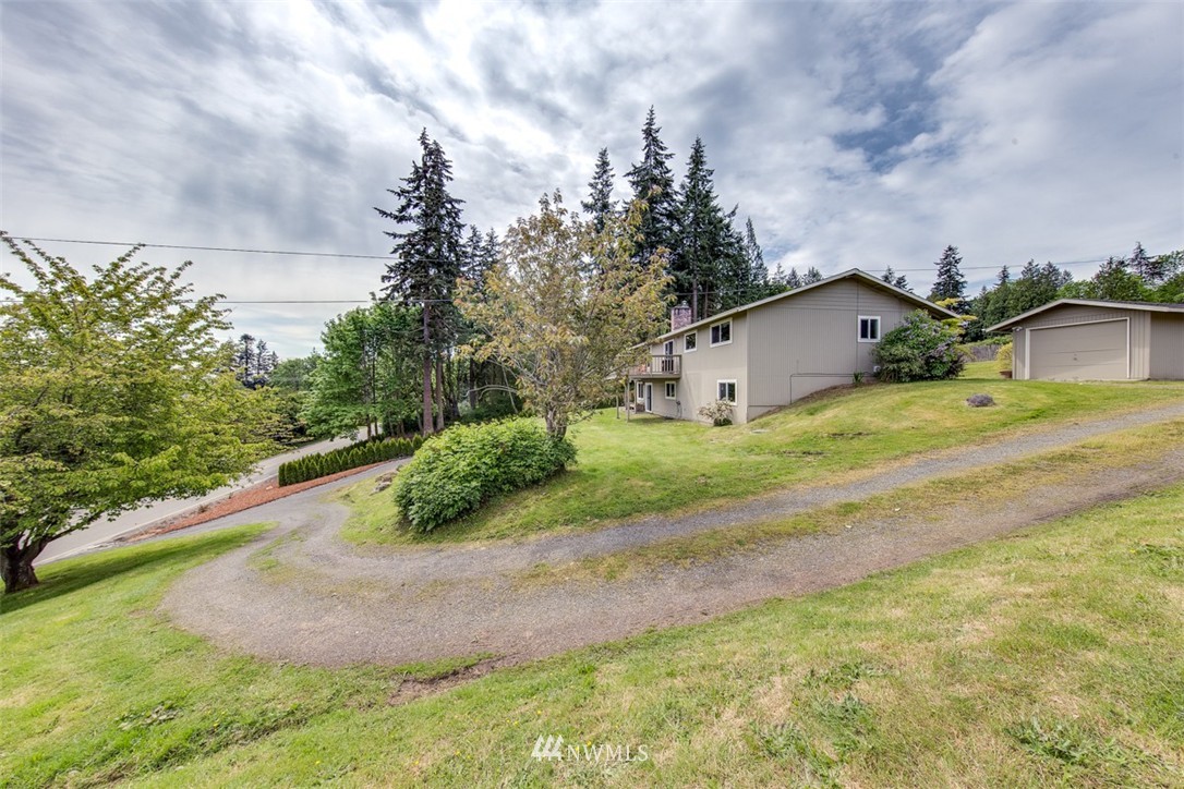 22759 Jefferson Point Road Northeast Kingston, WA 98346 - Photo 4 of 25 Gallery Image 4