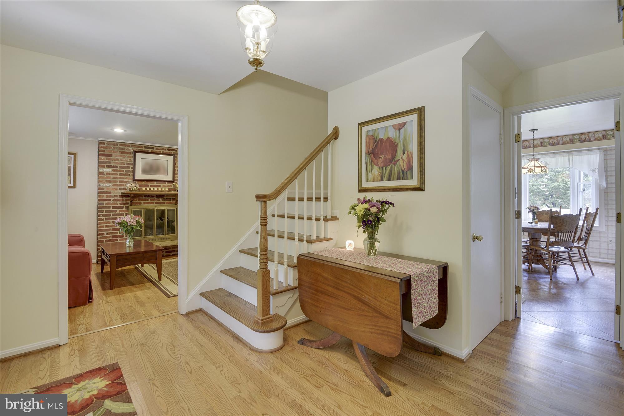 11724 Kemp Mill Road Silver Spring, MD 20902 - Photo 3 of 30 Foyer
