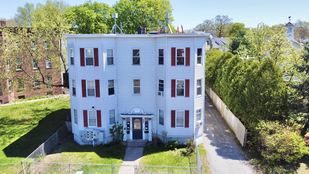 855 Liberty Street Springfield, MA 01104 - Photo 1 of 29 Gallery Image 1