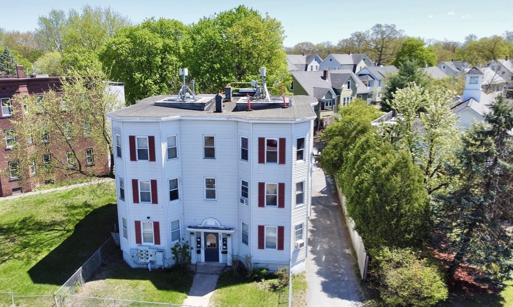 855 Liberty Street Springfield, MA 01104 - Photo 14 of 29 Gallery Image 14