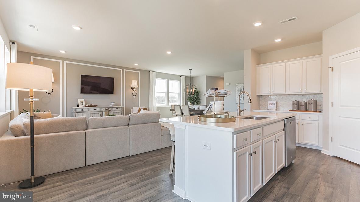 70 Morley Boulevard Medford, NJ 08055 - Photo 7 of 20