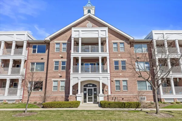 $275,000 | 316 56th Street, Unit 111, Kenosha, WI 53140